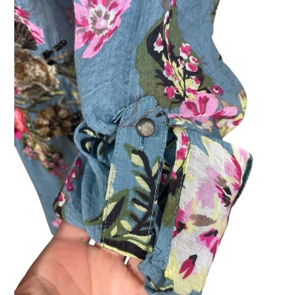 Soft Surroundings Sequins Embroidered Floral Top Roll Tab Sleeves Boho Sz Medium - Picture 10 of 16